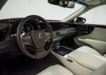 Lexus LS500 2017 года (NA)